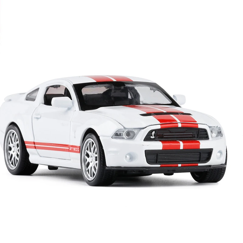 Игрушечный автомобиль Mustang Shelby GT500 из сплава 1:32 литья под давлением металлическая