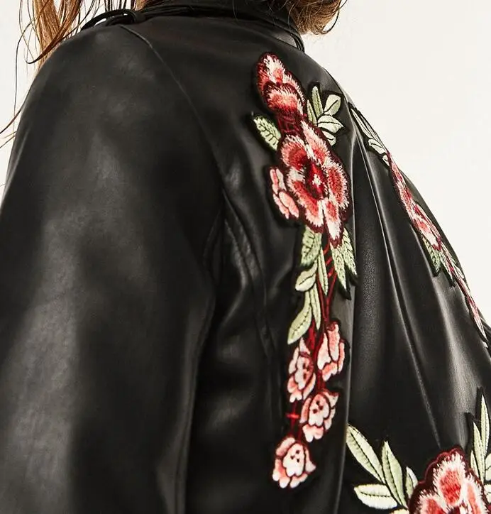 Mode Biker Collier Étiquette Court Femme Nouveau Broderie Patch Fleurs Longues 2017 Noir Stud Manches Veste Printemps Avec Des À 1wE0F