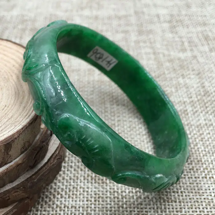 

A-1826 Vintage China Hand-carved Emerald Green Jadeite Jade Bracelet Bangle 58mm a 5.19
