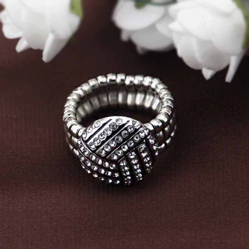 

2018 The Newest Adjustable Elasticity Rhinestone Bling Crystal Enamel Volleyball Shaped Ring Sports Girls Ring Drop Shipping