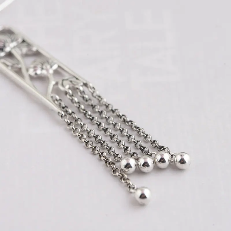 3646041867_1920852753