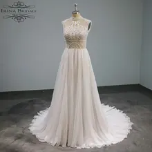 Irina Birdals покрытая Шея трапециевидная кружевная Апликация Струящееся открытое свадебное платье