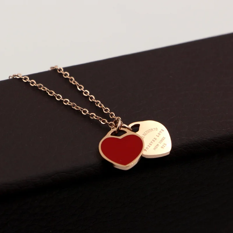 

Titanium Steel Classic Double Heart Shape Women Pendant Necklace Pink Color Heart Love Necklace for Valentine's Day Gift