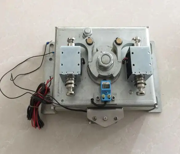 US $211.50 Controlled Semi Automatic Tripod Turnstile Mechanism