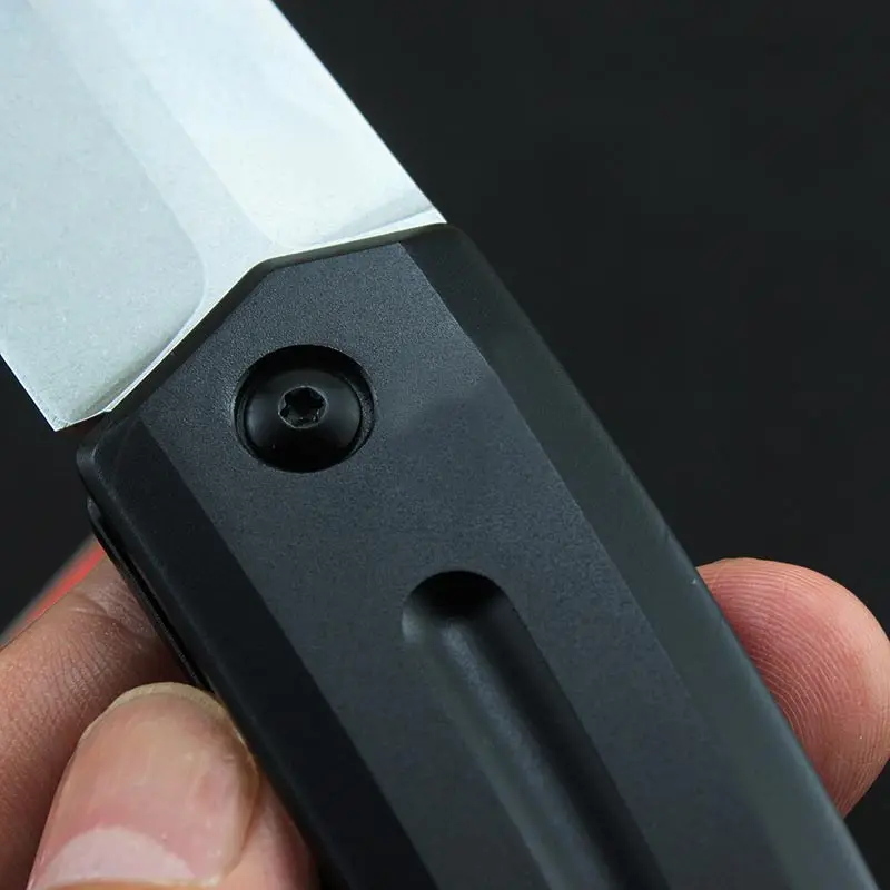 9356162679_1877774036