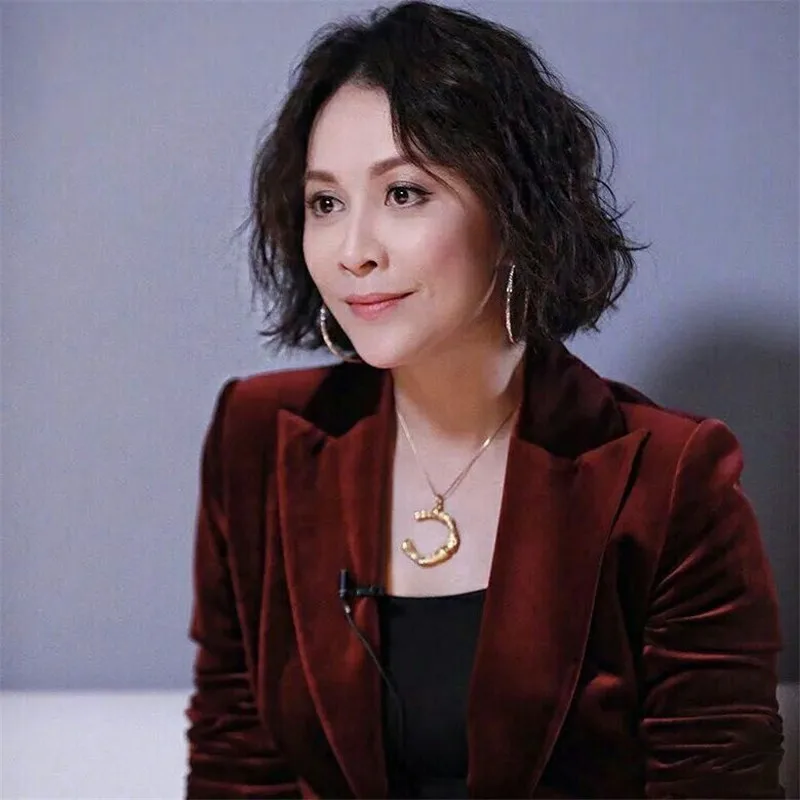 2018-new-arrival-luxury-exaggerated-metal-letter-necklace-fashion-temperament-lava-alphabet-necklace-278