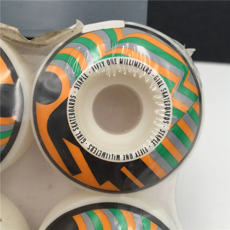 SKATEBOARD WHEEL (20)