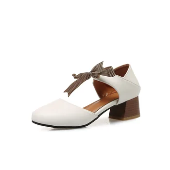 

Spring and summer of 2018 the new shoes and contracted with size 32-46 yards thick with hollow sandals. 19216