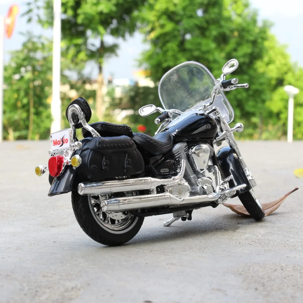 Yamaha Road Star silverado negro escala 1:18 moto modelo de maisto