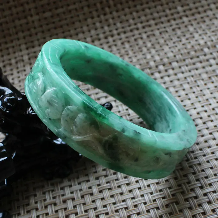 

A814 Chinese Hand-carved Emerald Green stoneite stone Gems Bracelet Bangle 59mm