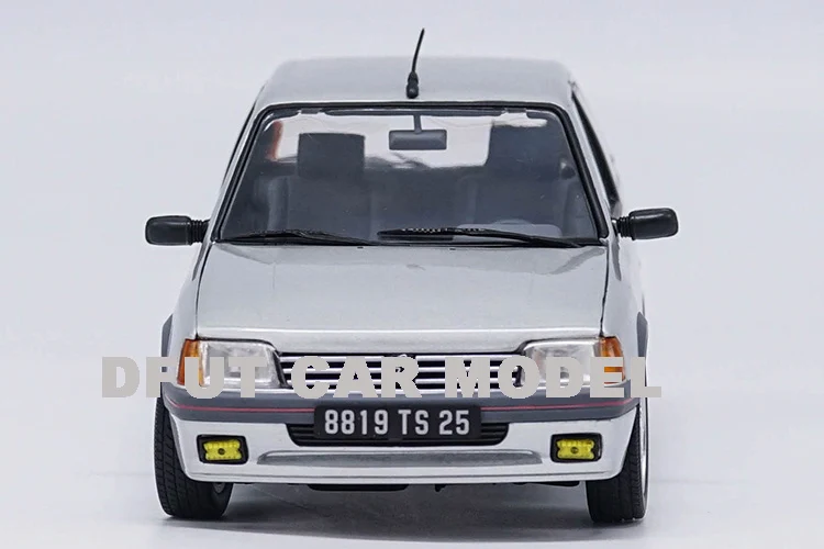 Литая 1:18 игрушечная машинка из сплава модель 205 GTI 1991 детских игрушечных машин оригинальные авторизованные подлинные детские игрушки