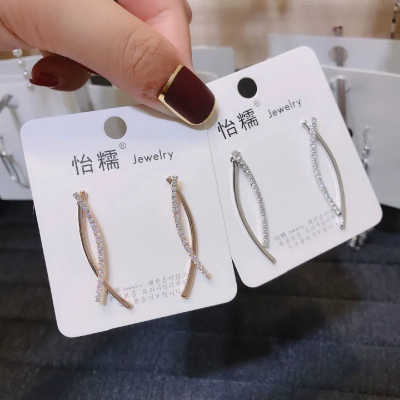 

Trendy Crystal Geometric Women Dangle Earrings Simple Crossed Metal Earrings Fashion Women Statement Bohemian Earrings