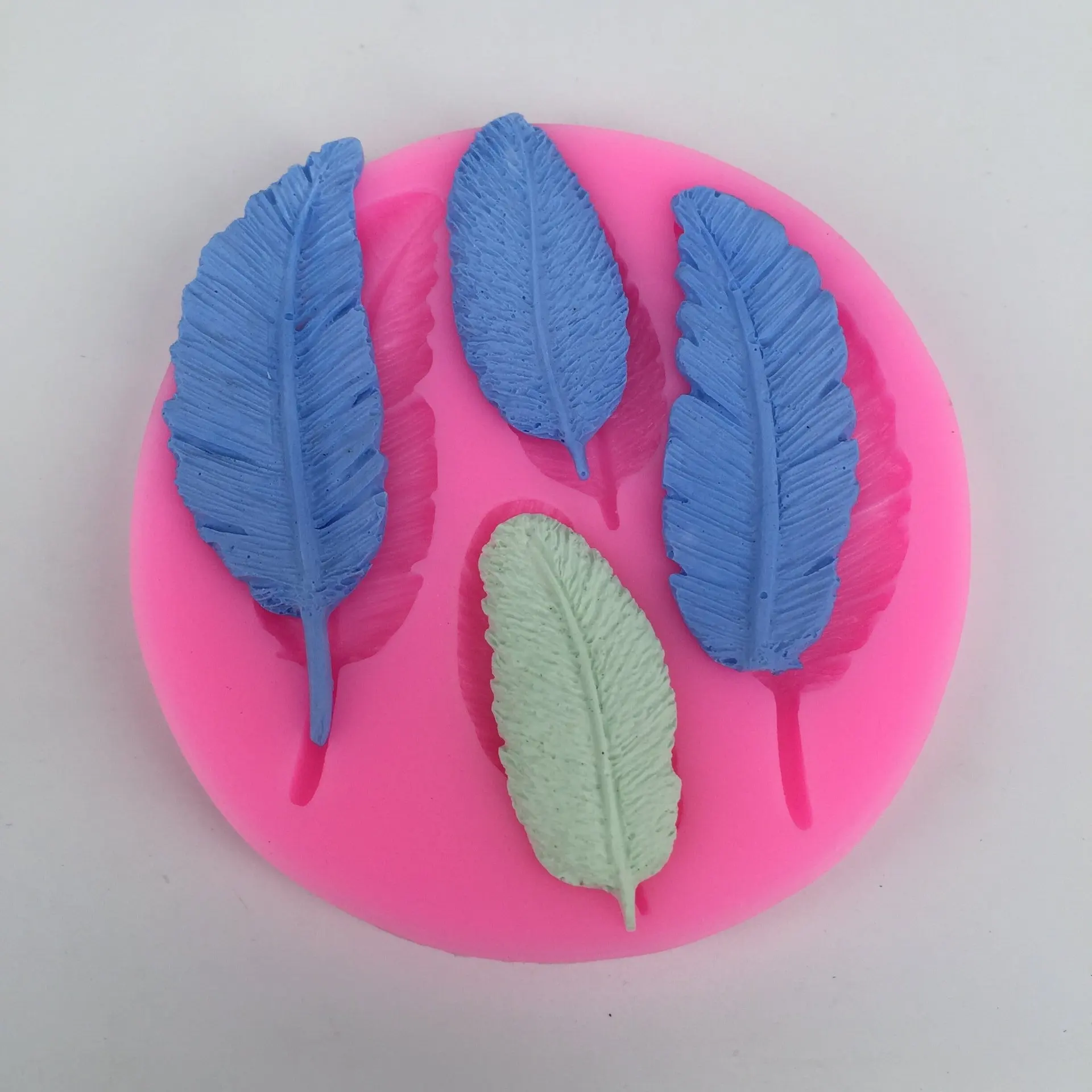 

Food Grade Silicon Fondant Chocolate Silicone Mould Handmade Soap Mold DIY Feather Feather Mold