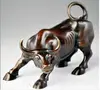 Estatua de Toro feroz OX, bronce, calle, pared grande ► Foto 1/2