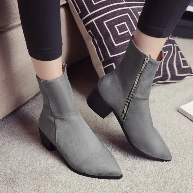 

Big Size 11 12 13 14 15 16 Suede pointed, thick heel, middle heel side zipper metal decorative mid-barrel Knight boots