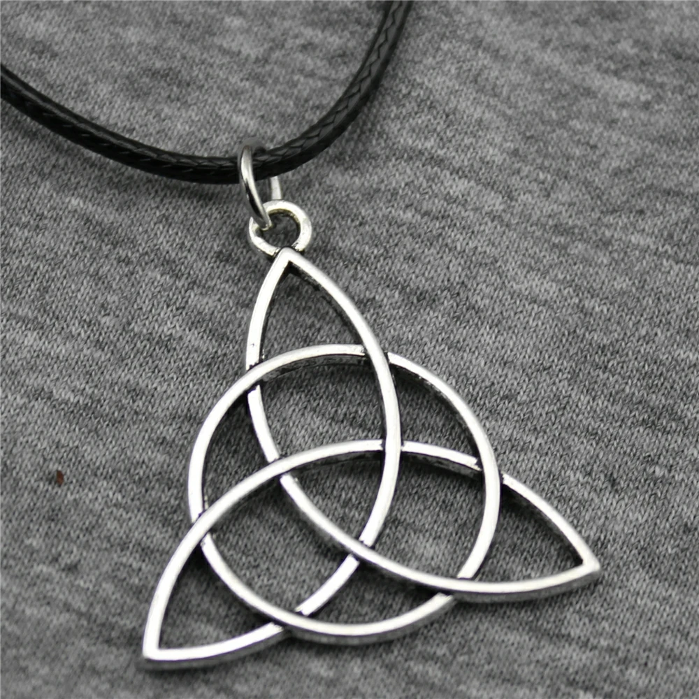 Ожерелье с подвеской в ​​виде символа Triquetra ожерелье цепочка символом черное