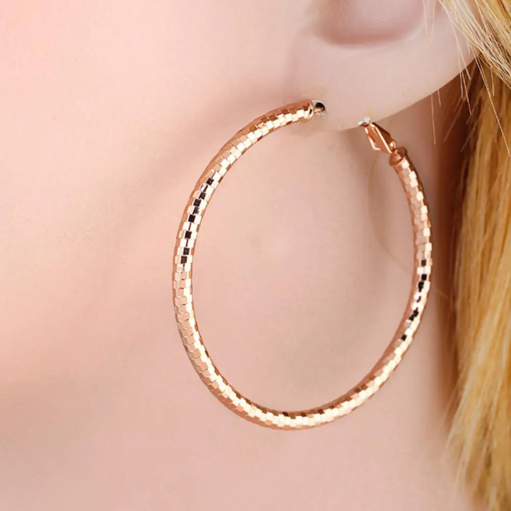 Fashion Girls Hoop Earrings Women Fashion Modern Style Earring