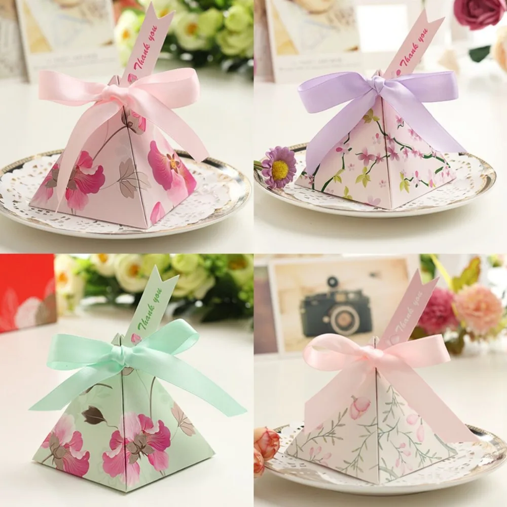 100 x Triangular Pyramid Floral Flower Wedding Favors Candy Boxes