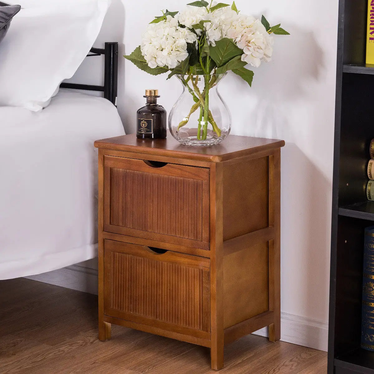 Giantex 2 Drawers Nightstand Contemporary Vintage Bedside Table Solid Wood End table Bedroom Furniture HW57057 Giantex 2 Drawers Nightstand Contemporary Vintage Bedside Table Solid Wood End table Bedroom Furniture HW57057
