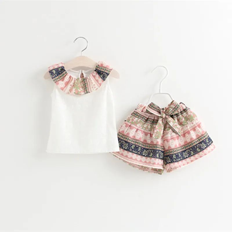 

Retail Children's Clothing T-shirt & Floral Shorts Girl's Set Summer 2 Pieces Sets LKC037