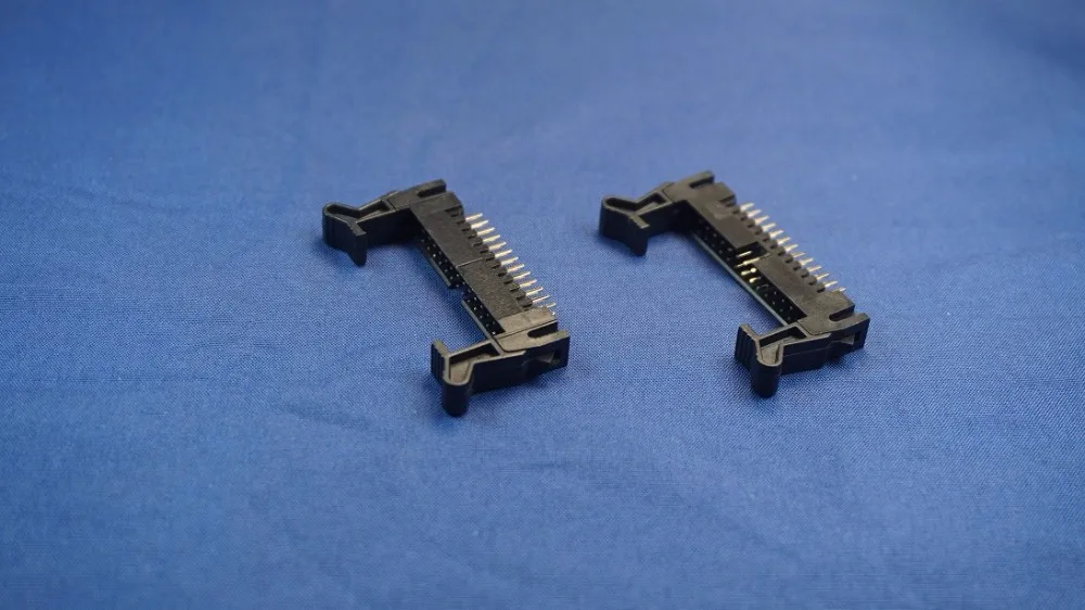 2.00 Box Header Long latches 3