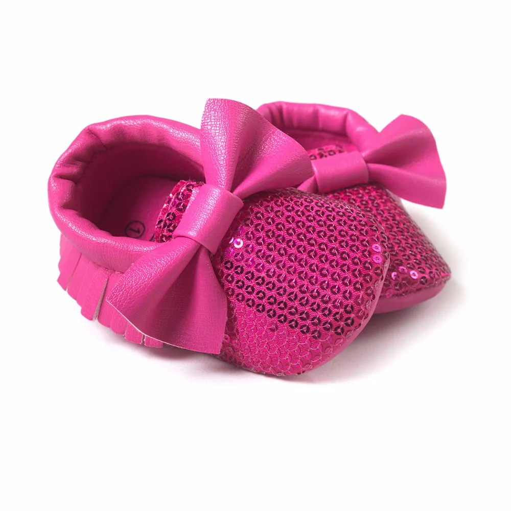 Новейший стиль детские мягкие мокасины с кисточками для девочек Moccs детские пинетки обувь Бант дизайн Mocs детская обувь ярко-розовый цвет