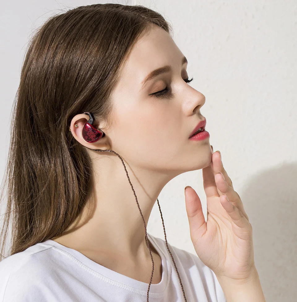 KZ_ZS10_Ten_Driver_Headphone_In_Ear_Earphones_4BA+1Dynamic_Armature_Earbuds_HiFi_Bass_Sport_Headset_Noise_Cancelling_with_Mic (25)