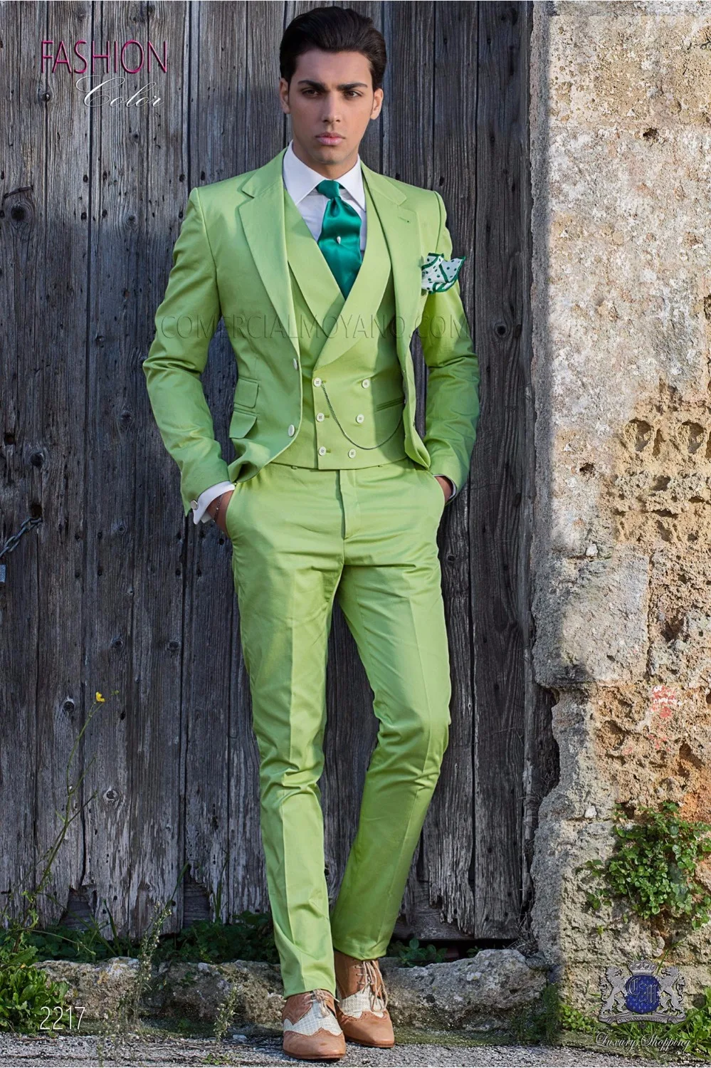 

Classic slim Groomsmen Peak Lapel Groom Tuxedos Men Suits Wedding/Prom Best Man Blazer ( Jacket+Pants+Tie+Vest) A254