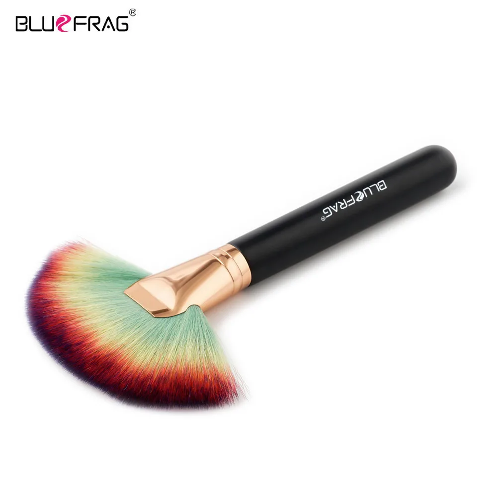 

New Blush Brush 1PCS Professional Soft Makeup Contour Brushes Blend Makeup Cosmetic Highlighter Face Blending Brush BLUEFRAG