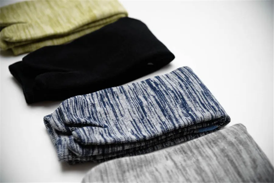 1 пара модных японских шлепанцев-кимоно; сезон осень-зима; носки-сабо с раздельным носком Tabi Ninja Geta; Лидер продаж; Новинка года