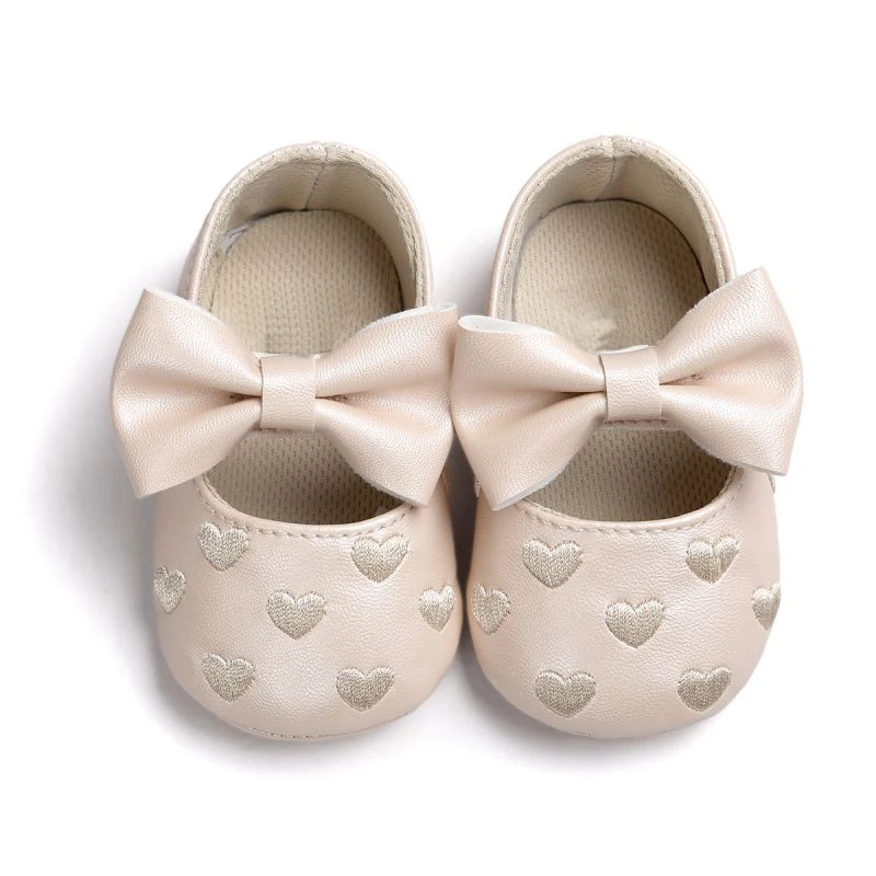 Нескользящая обувь с большим бантом и вышивкой; обувь для малышей; новые ботинки для новорожденных; обувь для малышей с мягкой подошвой из искусственной кожи