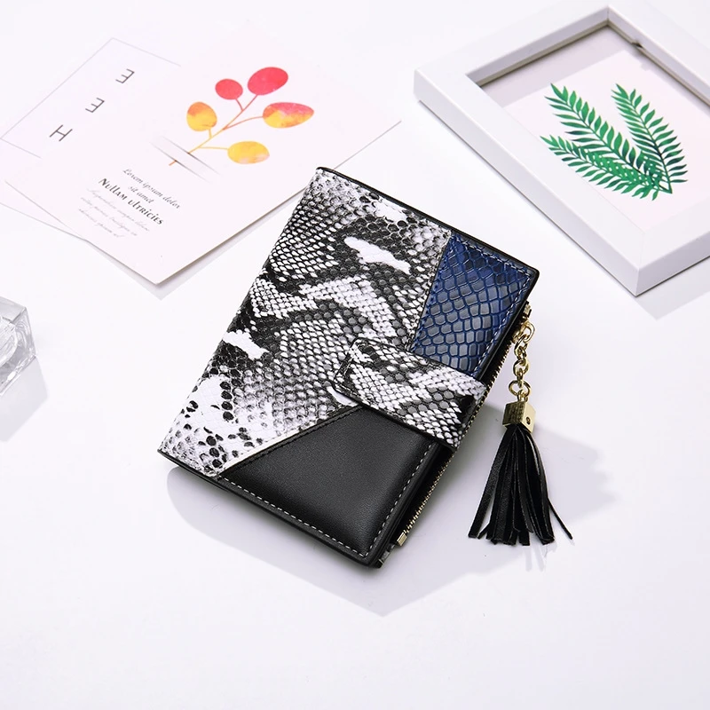 

Women's Wallet Europe And South Korea Snake Stitching Fashion Multi-Functional Short Zipper Wallet Purse