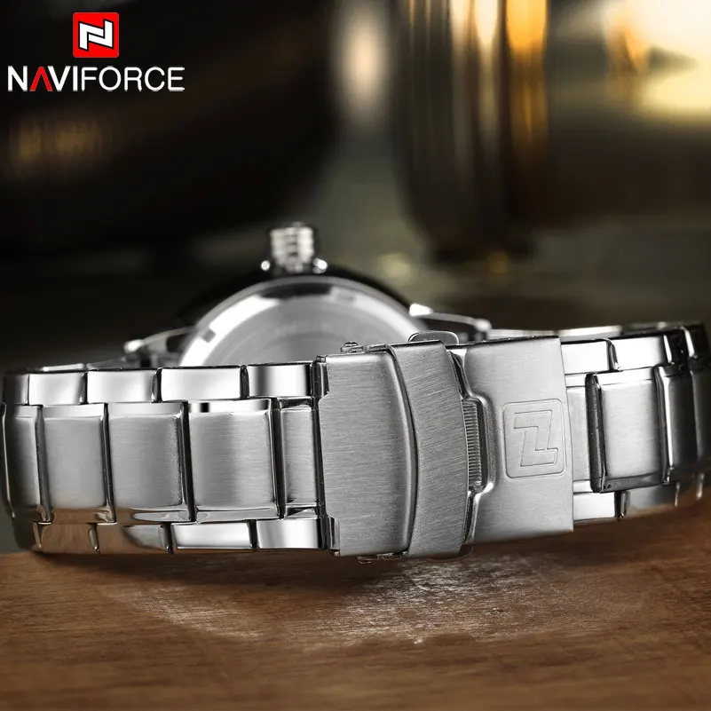 Men Quartz Watch NAVIFORCE Luxury Sport Watches Business Silver Steel Watch 30M Waterproof Calender Wristwatches Reloj Hombre