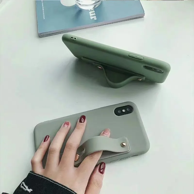 Slim Hand Band Stand Soft TPU Silicon Case Cover on sfor Samsung A10 A20 A30 A9 A7 2018 A750 A70 A50 A6 Plus Wrist Strap Coque   (2)
