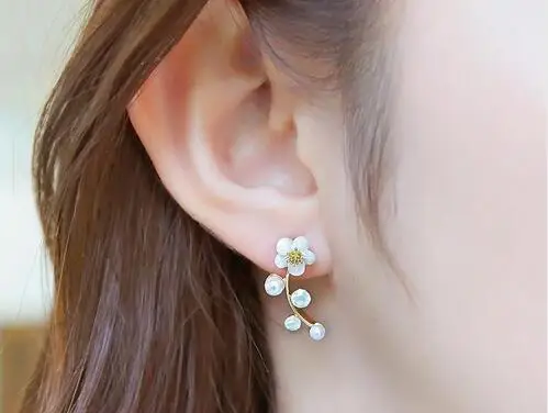 

2017 New Fashion Crystal Earrings for Women Pearl Women Branch Shell Pearl Flower Stud Earrings Female>ePacket free shipping