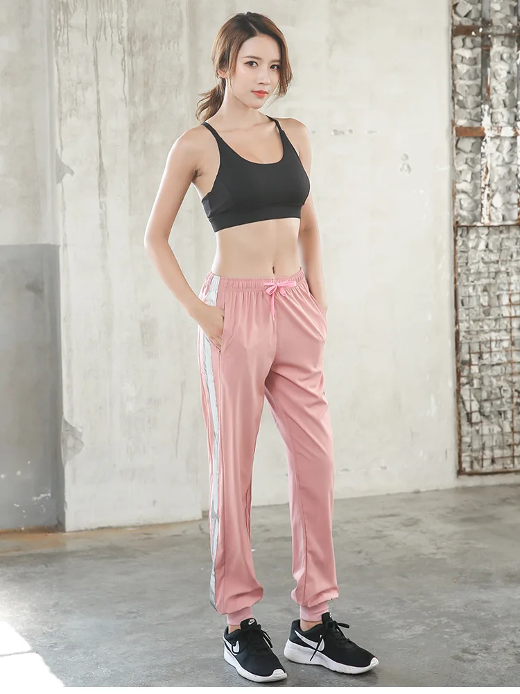 //cbu01.alicdn.com/img/ibank/2018/696/640/9046046696_610630470.jpg