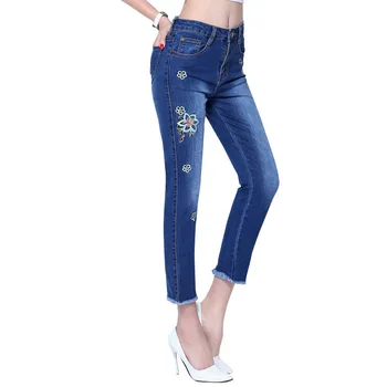 

2017 Vintage Embroidery Jeans Woman Floral Denim Jeans Femme Fashion Trousers Blue Slim Jeans For Women