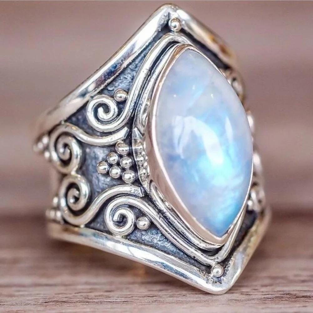 

New Design Vintage Silver Ring Oval Stone Ring For Women Boho Geometric Pattern Flower Rings Party Bohemian Jewelry