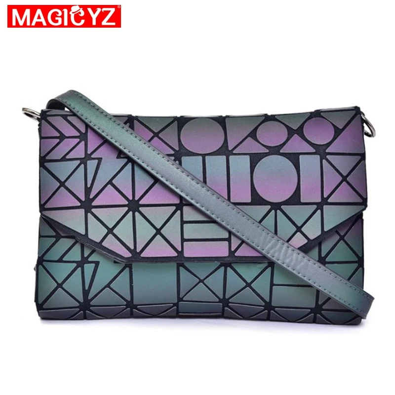 MAGICYZ Crossbody حقيبة للنساء 2018 الأزياء الليزر هندسية مضيئة النساء حقائب محفظة مخلب مصمم العلامة التجارية حقائب كتف MAGICYZ Crossbody حقيبة للنساء 2018 الأزياء الليزر هندسية مضيئة النساء حقائب محفظة مخلب مصمم العلامة التجارية حقائب كتف