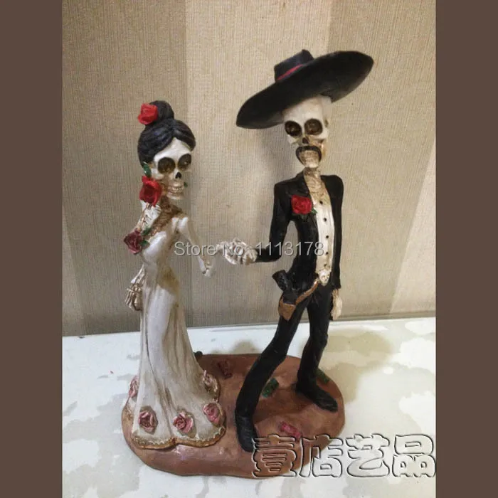 Us 22 89 21 Off Halloween Skull Bride And Groom Wedding Cake Topper Bride And Bridegroom Figurine Cake Toppers Decoration Valentine S Day Gift In