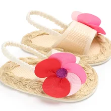 Твердой ротанга для маленьких девочек сандалии Симпатичные мельница малыша Открытый Спорт Детские летние туфли мягкая подошва новорожденных детские кроватки обувь