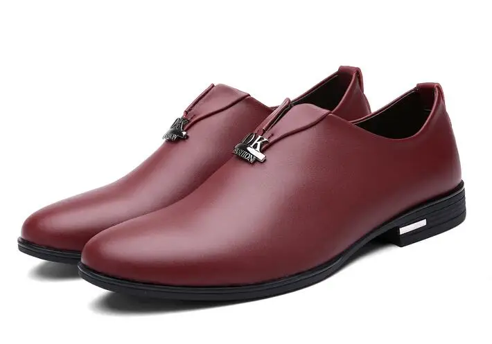 Negócios Bolsa De Couro Nova Masculino Vermelho Itália Chegada Oxford Vestido Sapatos Preto Casamento Superior Qualidade Luxo Para Sapatas Marca azul vermelho Homens Os Dos q7qfOxwC