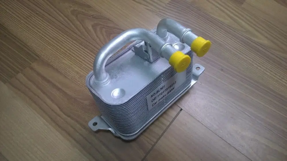New Transmission Oil Cooler For Bmw E60 E61 530 550 E63 E64 650