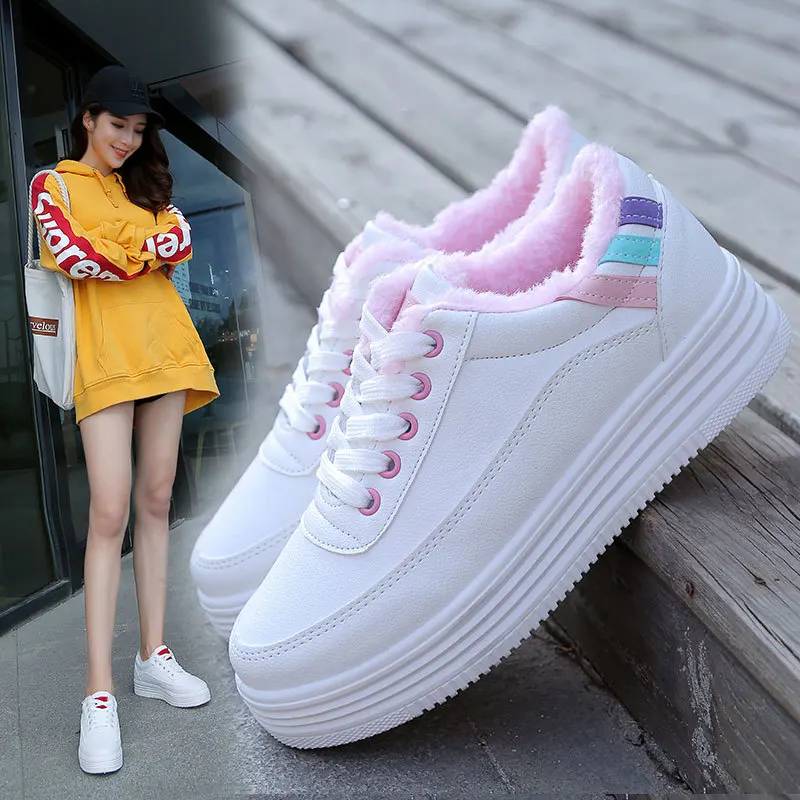 

Plus velvet white shoes female student shoes 2018 winter new casual female shoes..
