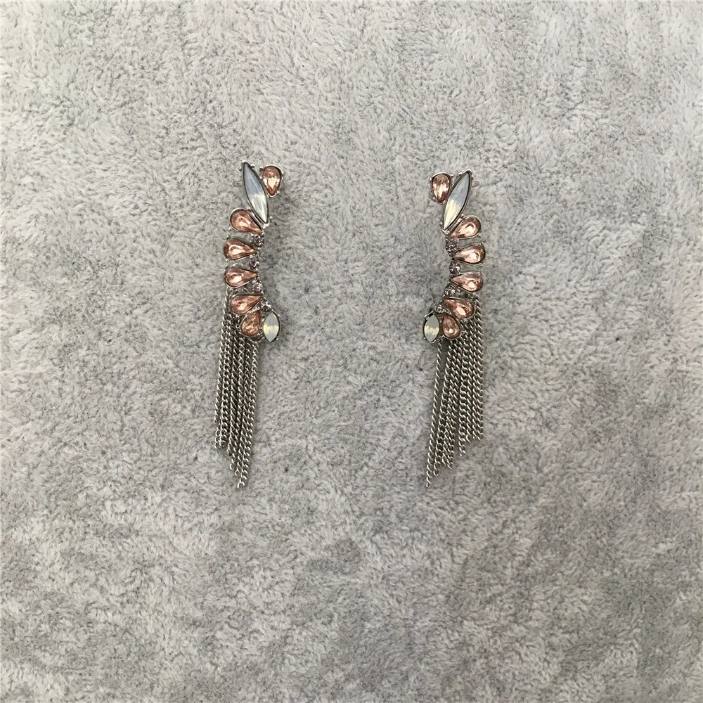 

TRENDY RHODIUM PLATING WITH PEACH AND OPAL STONE CRAWLER STYLE EARRING
