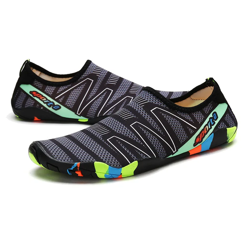 Drop-shipping Beach Summer Outdoor Shoes Swim Slipper On Surf Aqua Shoes Skin Sock Striped Shoes Ligh weight couples sea shoes