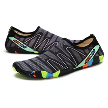 Drop-shipping Beach Summer Outdoor Shoes Swim Slipper On Surf Aqua Shoes Skin Sock Striped Shoes Ligh weight couples sea shoes
