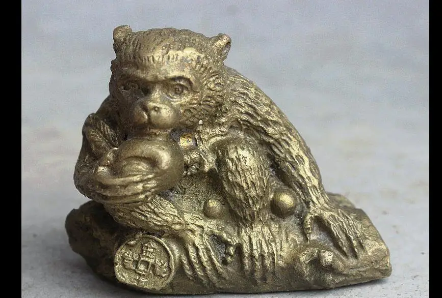 

671115841*++Folk Chinese Brass Feng Shui Wealth Money Shou Peach Longevity Monkey Statue