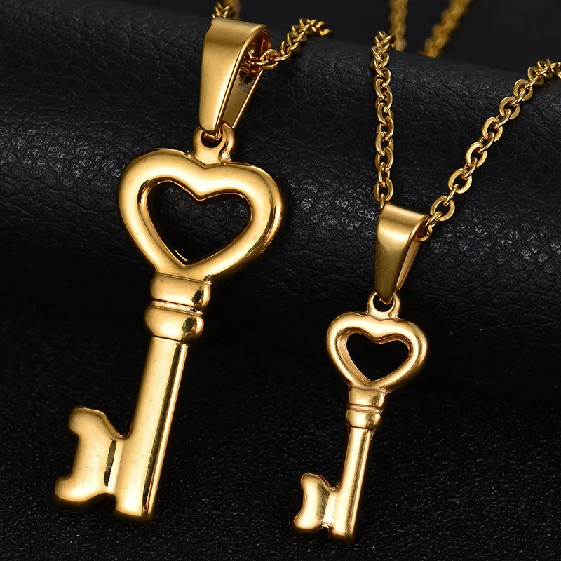 

High Quality Never Fade 316L Stainless Steel Love Heart Necklace Key Charm Pendant Choker Necklace For Women Jewelry 2styles