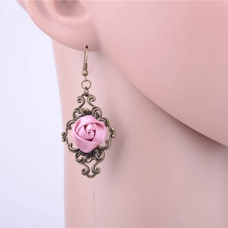 Vintage Drop Earring Women Rose Flower Earrings Gothic Hollow Dangle Statement Royal Female Jewelry Accessories